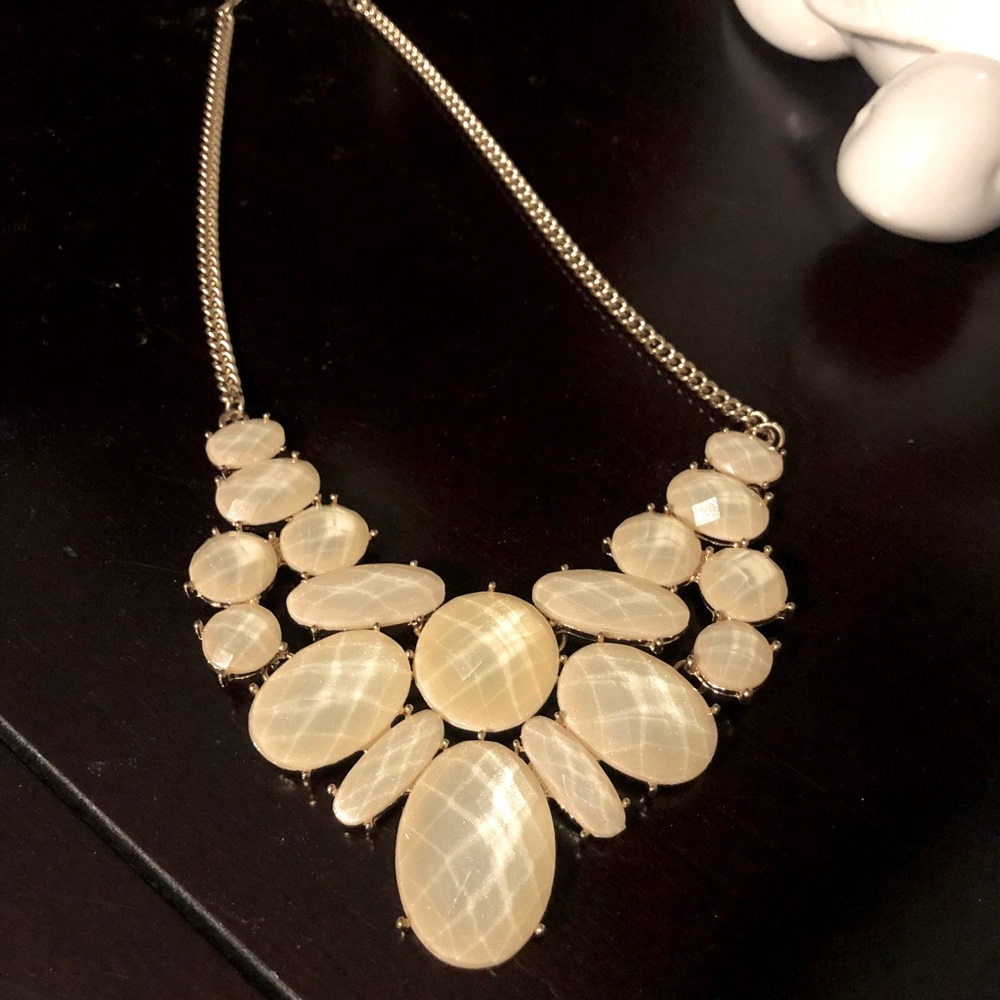 Beaded necklace